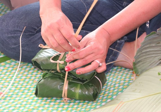 Hà Tĩnh: Sôi nổi hội thi gói bánh chưng dâng Quốc Tổ Hùng Vương ảnh 15