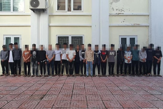 Hà Tĩnh: Phá đường dây mua bán thông tin tài khoản ngân hàng ảnh 2