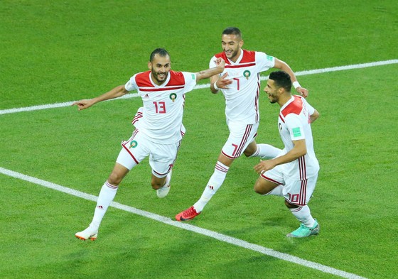 Tây Ban Nha - Morocco 2-2: Bò tót thoát hiểm trong gang tấc ảnh 1