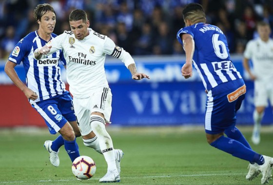 Real trở nên tồi tệ, Lopetegui vẫn không lo bị sa thải ảnh 1