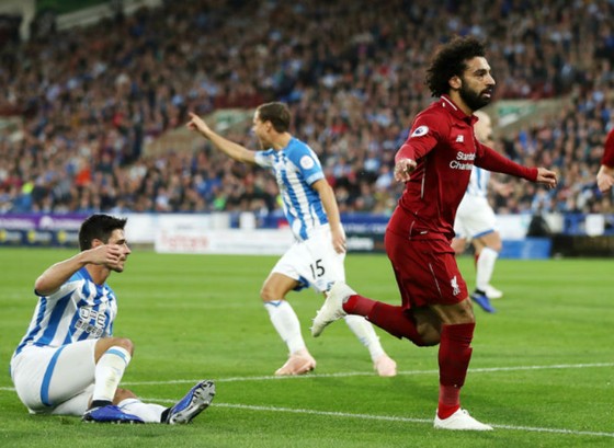 Mohamed Salah kịp thời tỏa sáng để giúp Liverpool vượt qua gian khó. Ảnh: Getty Images    