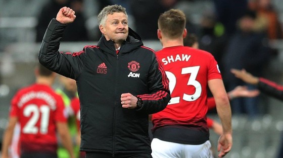 Cuộc chiến tinh thần ở Old Trafford ảnh 1