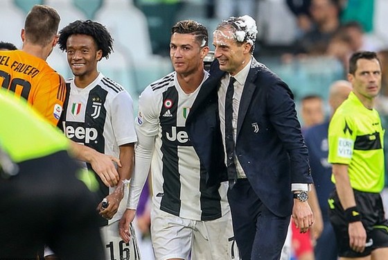 Cristiano Ronaldo và HLV Massimiliano Allegri đã phải sớm chia tay chỉ sau 1 năm. Ảnh: Getty Images