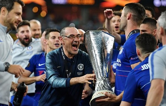 “Lời tạm biệt” được nói theo cách của Hazard ảnh 1