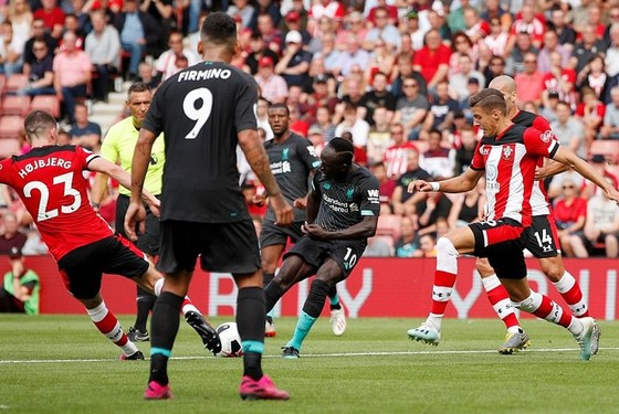 Adrian suýt hóa tội đồ, Liverpool nhọc nhằn “vượt ải” Southampton ảnh 1 Adrian suýt hóa tội đồ, Liverpool nhọc nhằn “vượt ải” Southampton ảnh 1
