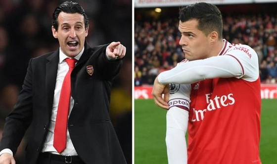 Đội trưởng Arsenal xin lỗi trong… hằn học ảnh 1 Đội trưởng Arsenal xin lỗi trong… hằn học ảnh 1