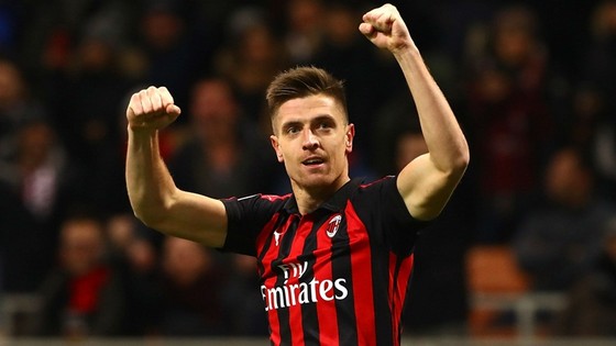 Mất Harry Kane gần hết giải, Tottenham tìm viện binh từ Milan ảnh 1
