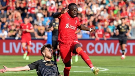HLV Klopp bảo vệ hết mức các trung vệ hàng đầu ảnh 1