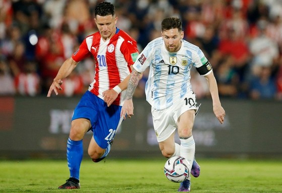 Brazil thắng ngược, Argentina hòa không bàn thắng ảnh 1