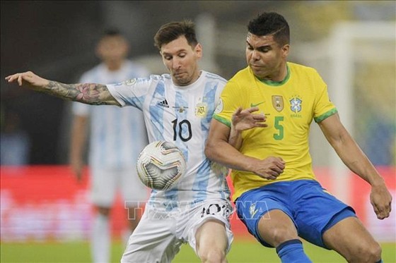 Argentina và Brazil sẽ vắng mặt nếu World Cup diễn ra 2 năm một lần.