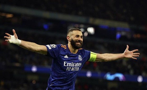 Benzema giữ cơ hội vào chung kết cho Real ảnh 1