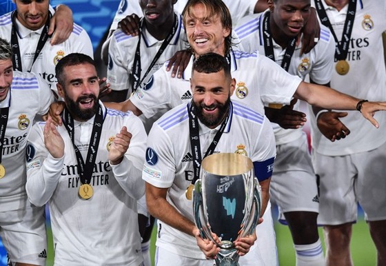 Quả bóng vàng phải thuộc về Benzema ảnh 1