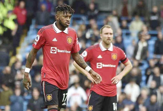 HLV Ten Hag tiết lộ không dùng Ronaldo: “Vì giữ thể diện” ảnh 1