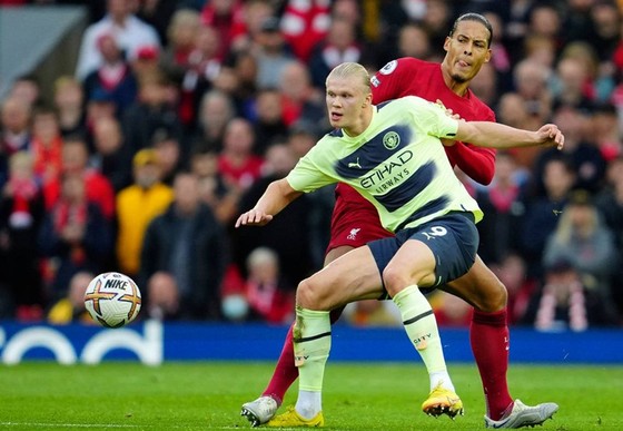 Salah chấm dứt khởi đầu bất bại của Man.City ảnh 1