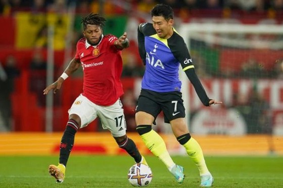 Man.United giành chiến thắng vượt trội trước Tottenham ảnh 1