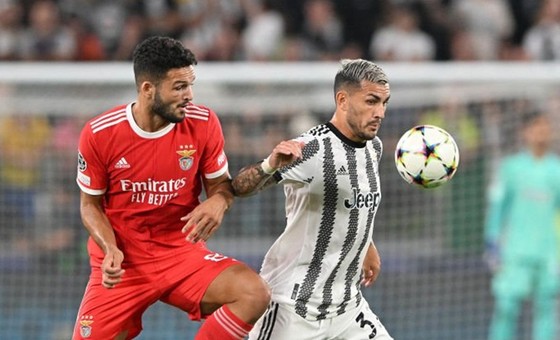 Allegri tuyên bố Juve không bỏ cuộc ảnh 1