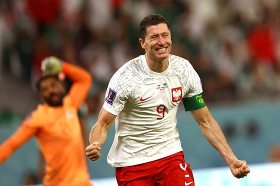 Ba Lan “hy vọng” có thể ngăn Messi ghi bàn ảnh 1