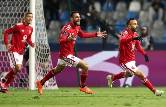 Al Ahly (Ai Cập) vượt qua Seattle Sounders 1-0, giành vé vào bán kết gặp nhà vô địch châu Âu, Real Madrid.