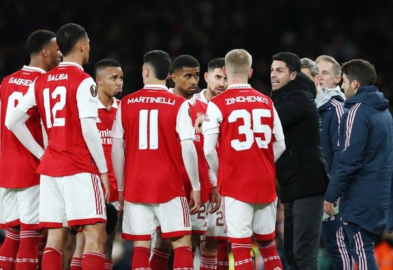 HLV Mikel Arteta đã đưa ra lời kêu gọi tập hợp các cầu thủ khi Arsenal đang tiến gần đến chức vô địch đầu tiên kể từ năm 2004.