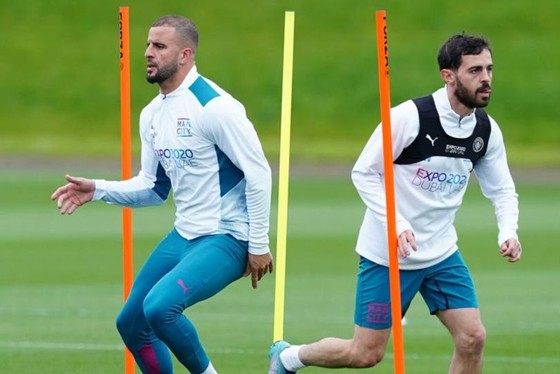 Doku kiểm tra y tế ở Man.City, Silva và Walker sẽ sớm ký hợp đồng mới  ảnh 1