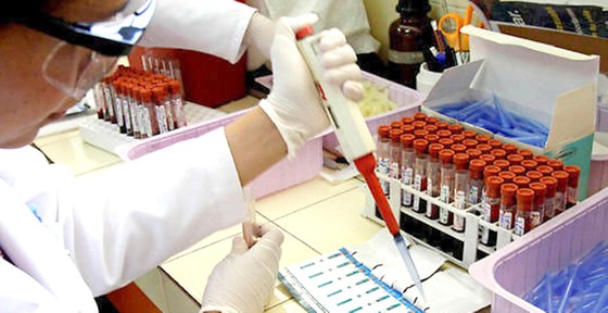 Giới khoa học đang tìm kiếm vaccine phòng chống HIV/AIDS hiệu quả nhất 