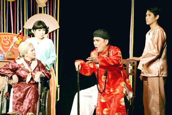 Một cảnh trong vở kịch Cậu Đồng của sân khấu Idecaf