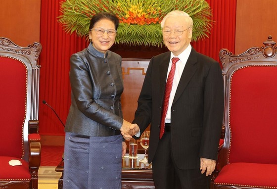 Tổng Bí thư Nguyễn Phú Trọng tiếp Phó Chủ tịch nước Lào Pany Yathotou  thăm chính thức Việt Nam. Ảnh: TTXVN