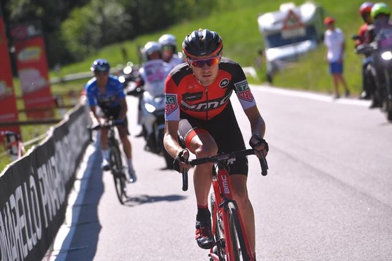 Giro d’Italia 2017: Chiến thắng đầu tay của Van Garderen ảnh 1