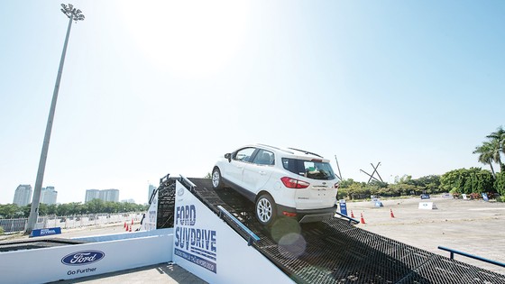 Sự kiện lái thử Ford SUV Drive 2020: Khởi động trải nghiệm Off-road khác biệt trên địa hình mô phỏng ảnh 1