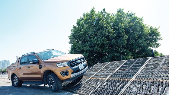 Sự kiện lái thử Ford SUV Drive 2020: Khởi động trải nghiệm Off-road khác biệt trên địa hình mô phỏng ảnh 3