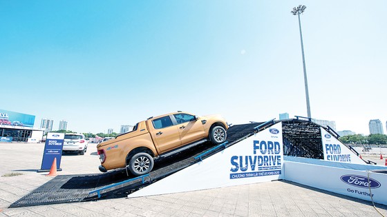 Sự kiện lái thử Ford SUV Drive 2020: Khởi động trải nghiệm Off-road khác biệt trên địa hình mô phỏng ảnh 4