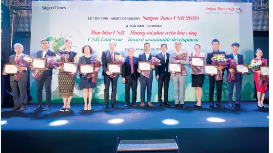 HEINEKEN Việt Nam được vinh danh là doanh nghiệp có nhiều đóng góp trong cộng đồng