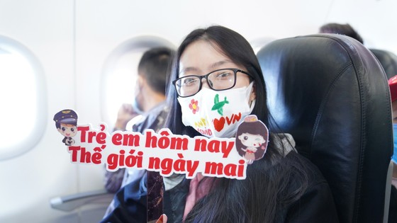 Vietjet lan toả niềm vui bằng hoạt động đặc biệt nhân ngày Quốc tế Thiếu nhi ảnh 11
