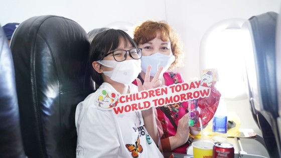 Vietjet lan toả niềm vui bằng hoạt động đặc biệt nhân ngày Quốc tế Thiếu nhi ảnh 10