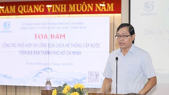 Phó Tổng giám đốc SAWACO Bùi Thanh Giang phát biểu