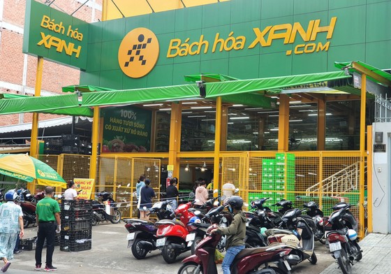 Cổ phiếu lao dốc, Bách Hóa Xanh bị kêu gọi tẩy chay, Thế giới Di động tìm cách xử lý ảnh 1