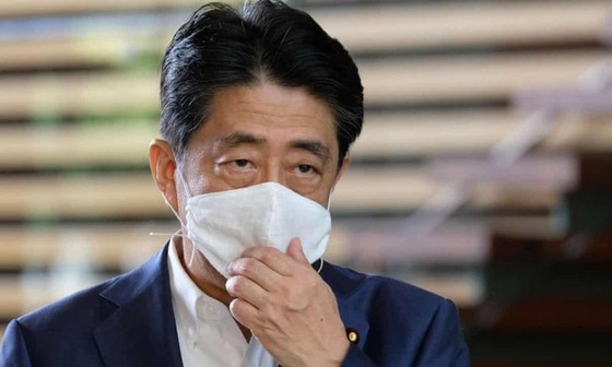 Điều gì tiếp theo sau khi Thủ tướng Nhật Bản Abe từ nhiệm? Ai là người kế vị tiềm năng?