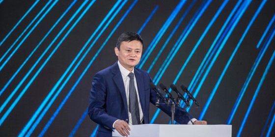 Jack Ma phát biểu trong Hội nghị Bund tổ chức tại Thượng Hải vào tháng 10 vừa qua, nơi ông đã có những bình luận thẳng thắn cơ quan quản lý của chính phủ Trung Quốc. Nguồn ảnh: Fortune.com
