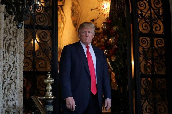 Không ngờ cuộc đột kích của FBI giúp ông Donald Trump “bội thu” - Ảnh 1. Không ngờ cuộc đột kích của FBI giúp ông Donald Trump “bội thu” - Ảnh 1.