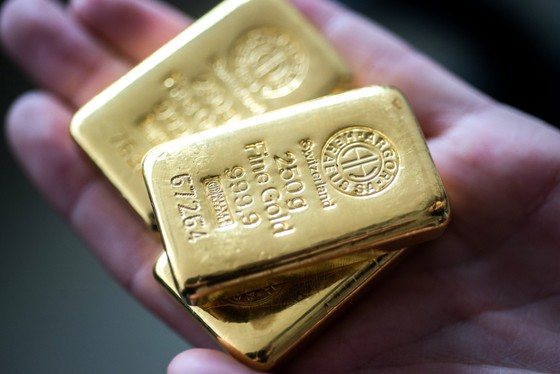 Giá vàng 4/2: 53,2 triệu đồng/lượng, vàng giảm mạnh sau dữ liệu việc làm của Mỹ