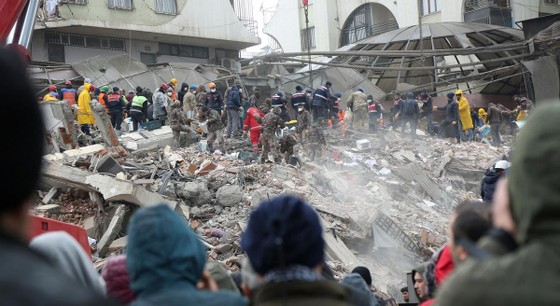 Tại sao trận động đất Türkiye-Syria lại gây chết người như vậy?