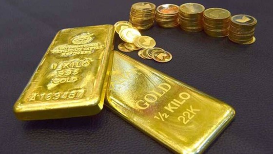 Giá vàng 9/2: 53,8 triệu đồng/lượng, vàng tăng nhẹ trong giao dịch trầm lắng