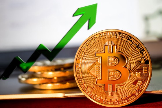 Lý do Bitcoin lấy lại mốc 27.000 USD?