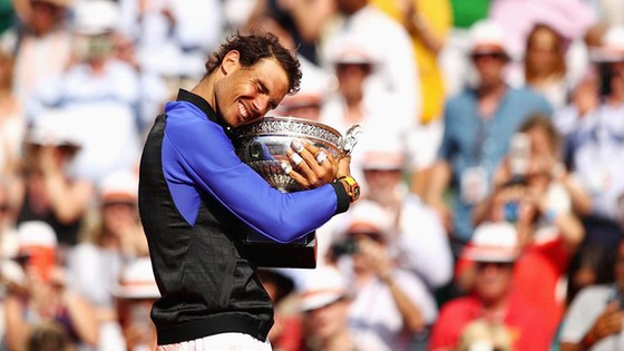 Đánh bại Wawrinka, Rafael Nadal có lần thứ 10 lên ngôi vô địch tại Roland Garros.
