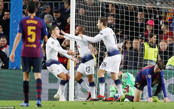 Champions League rạng sáng 12-12: Paris S.G, Liverpool và Tottenham cùng giành vé ảnh 1