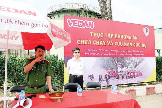 Gần 200 nhân viên Cty Vedan Việt Nam tham gia “Buổi diễn tập phòng cháy chữa cháy và cứu nạn cứu hộ” ảnh 1