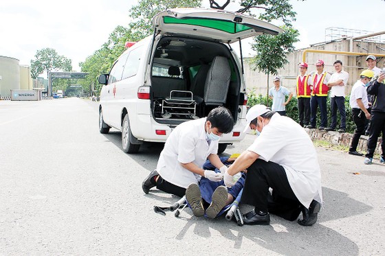 Gần 200 nhân viên Cty Vedan Việt Nam tham gia “Buổi diễn tập phòng cháy chữa cháy và cứu nạn cứu hộ” ảnh 6