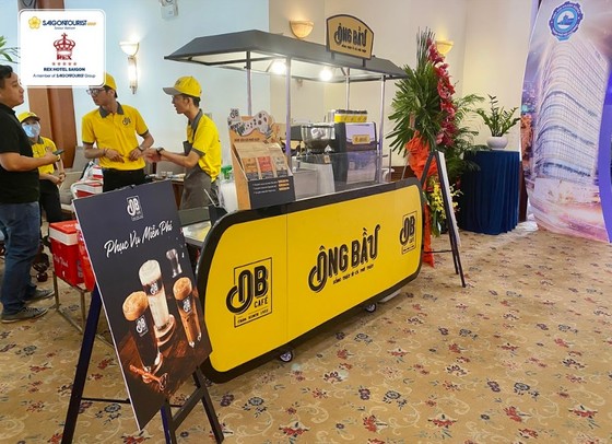 Khách sạn Rex Sài Gòn - tự hào là đơn vị đồng hành xuyên suốt cùng Café Doanh nhân HUBA ảnh 6 Khách sạn Rex Sài Gòn - tự hào là đơn vị đồng hành xuyên suốt cùng Café Doanh nhân HUBA ảnh 6