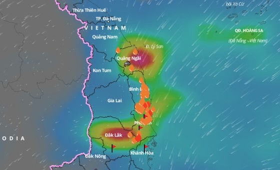 Mưa lớn ở khu vực từ Thừa Thiên - Huế đến Khánh Hòa còn diễn biến phức tạp. Ảnh: vndms