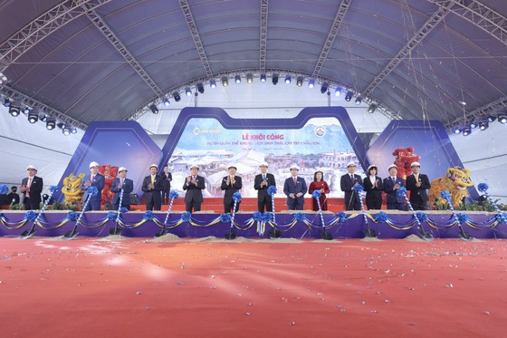 Sun Group đầu tư xây dựng Quần thể du lịch vui chơi giải trí chủ đề “thị trấn tuyết” trên đỉnh Mẫu Sơn ảnh 3 Sun Group đầu tư xây dựng Quần thể du lịch vui chơi giải trí chủ đề “thị trấn tuyết” trên đỉnh Mẫu Sơn ảnh 3